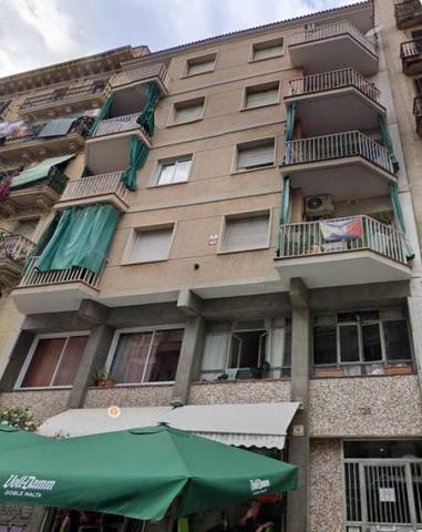 Piso en Venta en Carrer Nou de la Rambla en El Raval