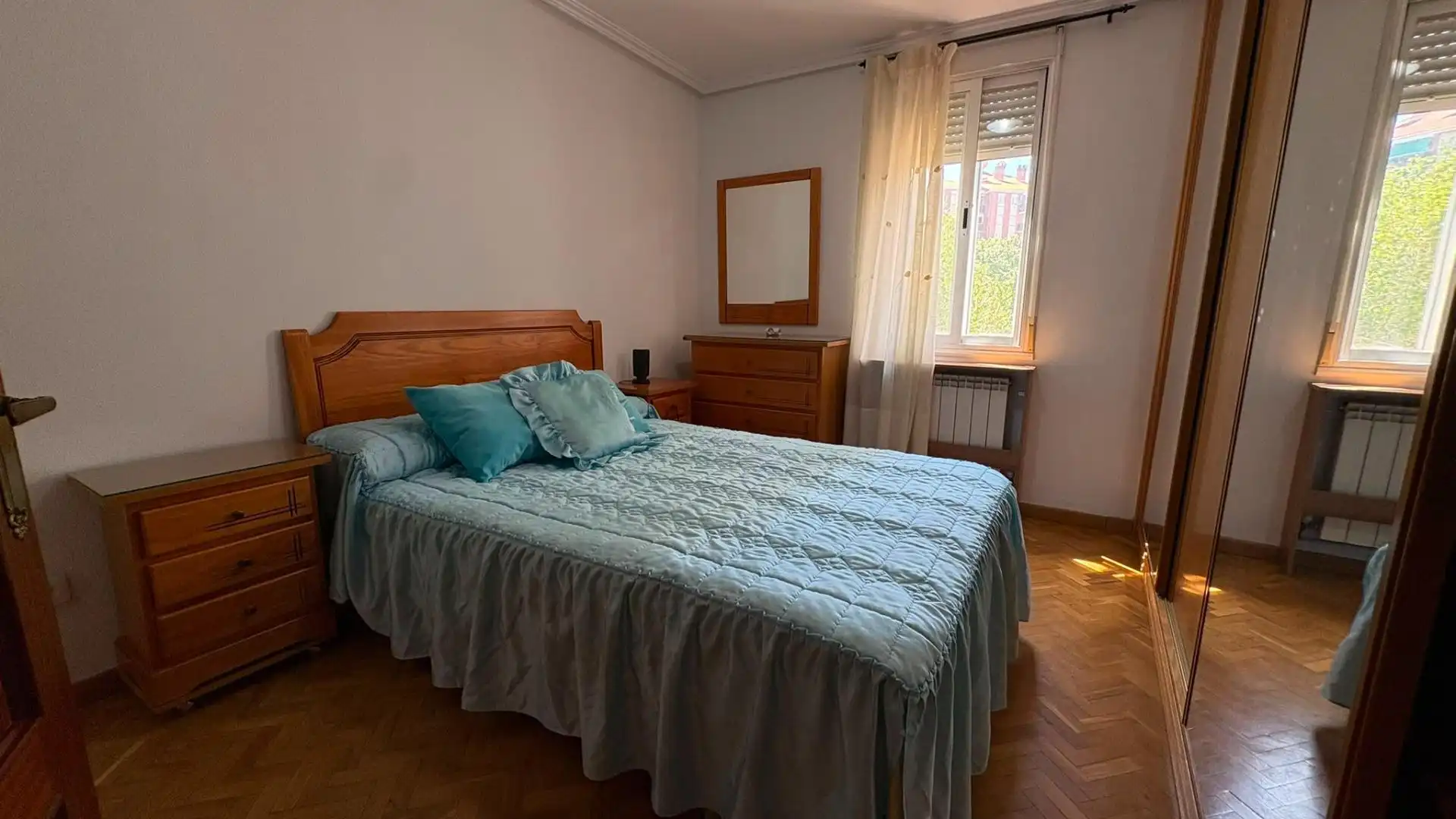 Habitación de Piso en venta en Guadalajara con Calefacción