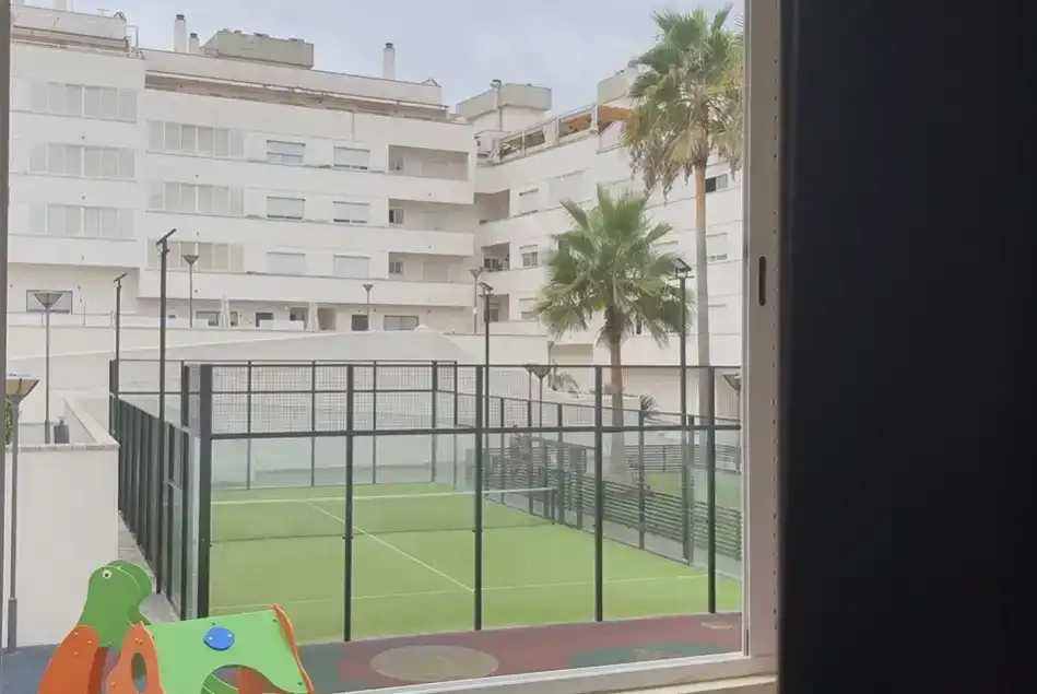 Außenansicht von Wohnung zur Miete in Lucena mit Privatgarten, Schwimmbad und Möbliert