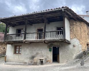 Vista exterior de Casa o xalet en venda en Cabrales