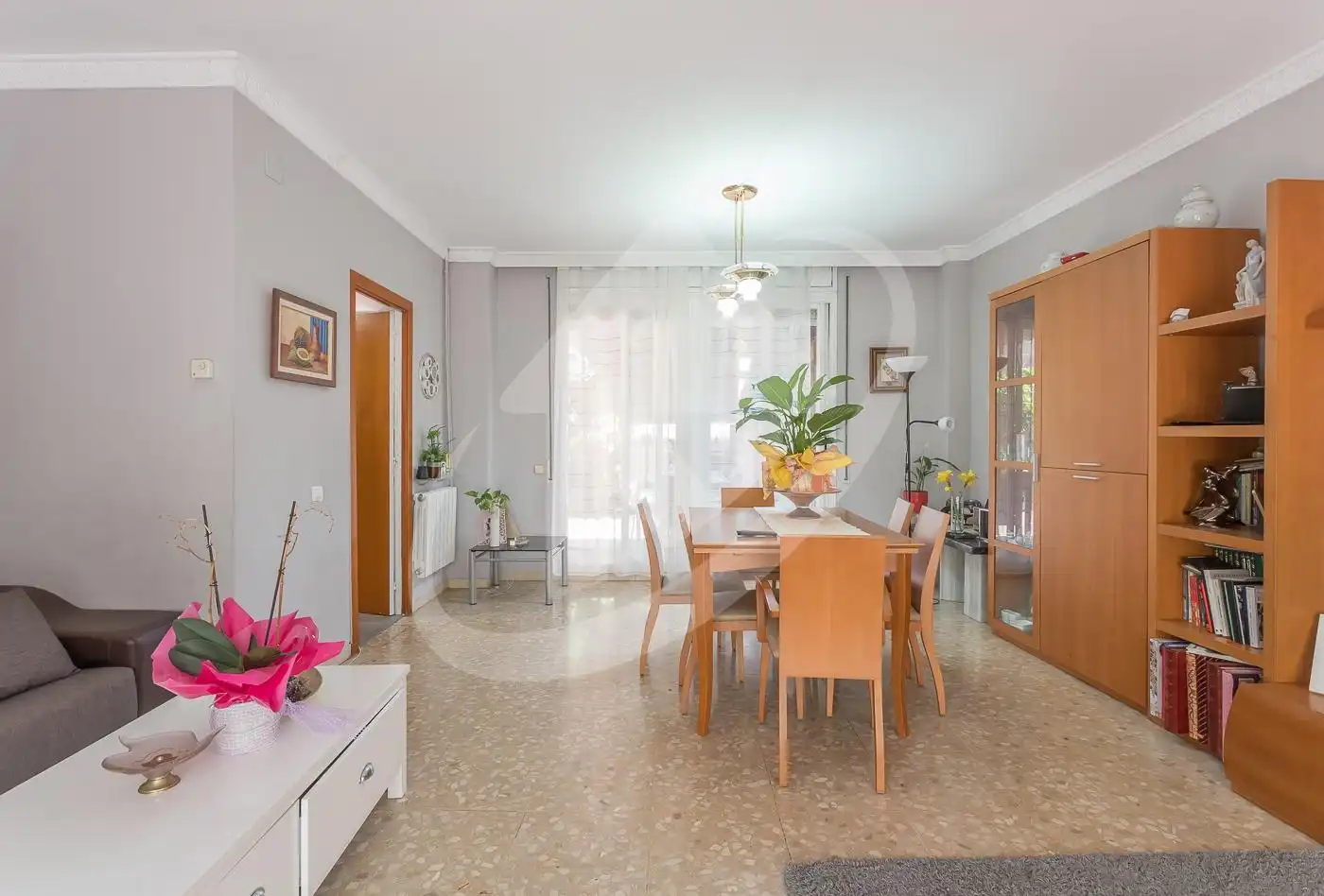 Menjador de Casa o xalet en venda en Sabadell amb Calefacció, Terrassa i Balcó