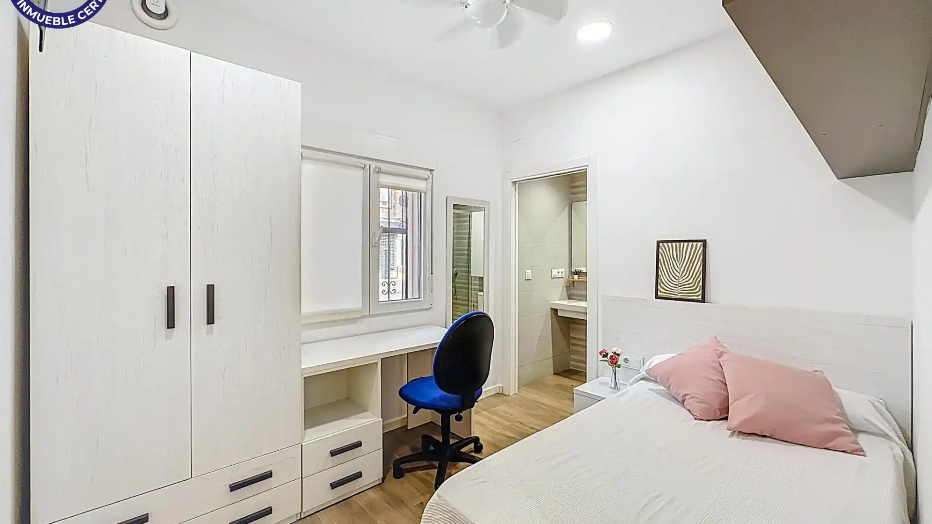 Bedroom of Flat for sale in  Valencia Capital  with Air Conditioner and Furnished