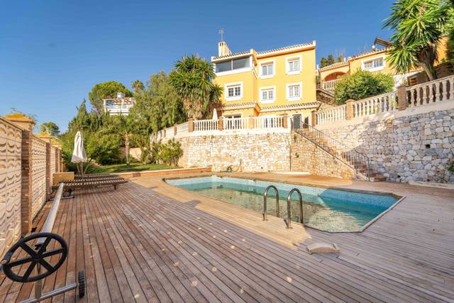 Casa-chalet en Venta en El Candado