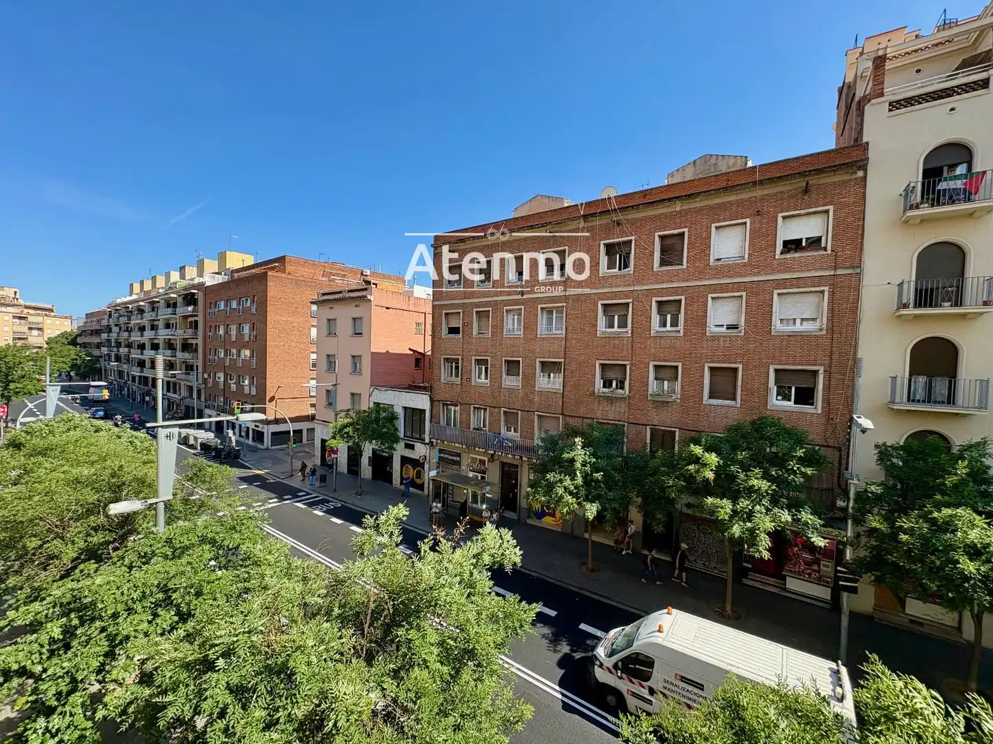Vista exterior de Piso en venta en Barcelona