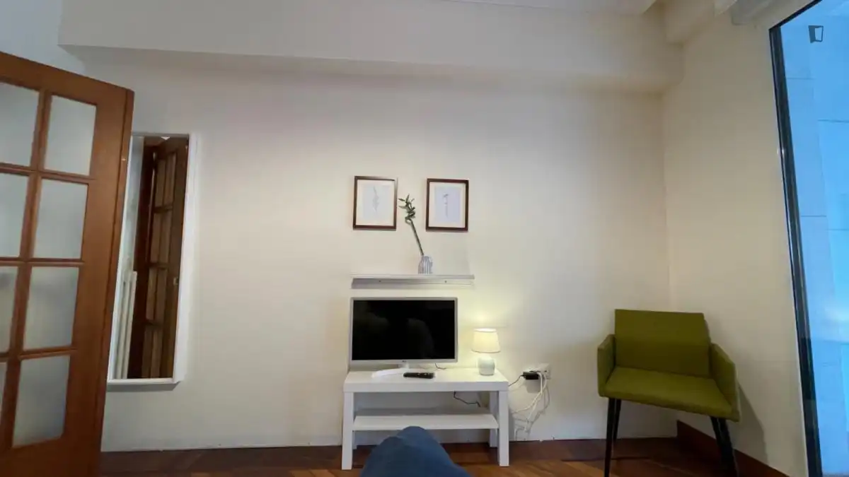 Room in Sabino Arana - Jesuitas