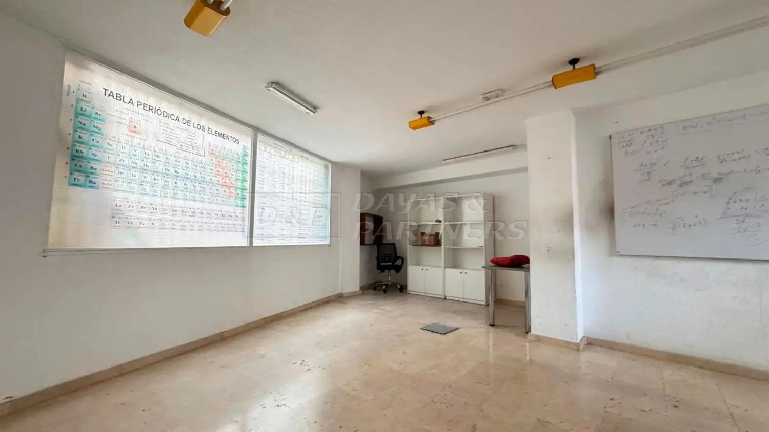 Local de alquiler en Orihuela con Aire acondicionado