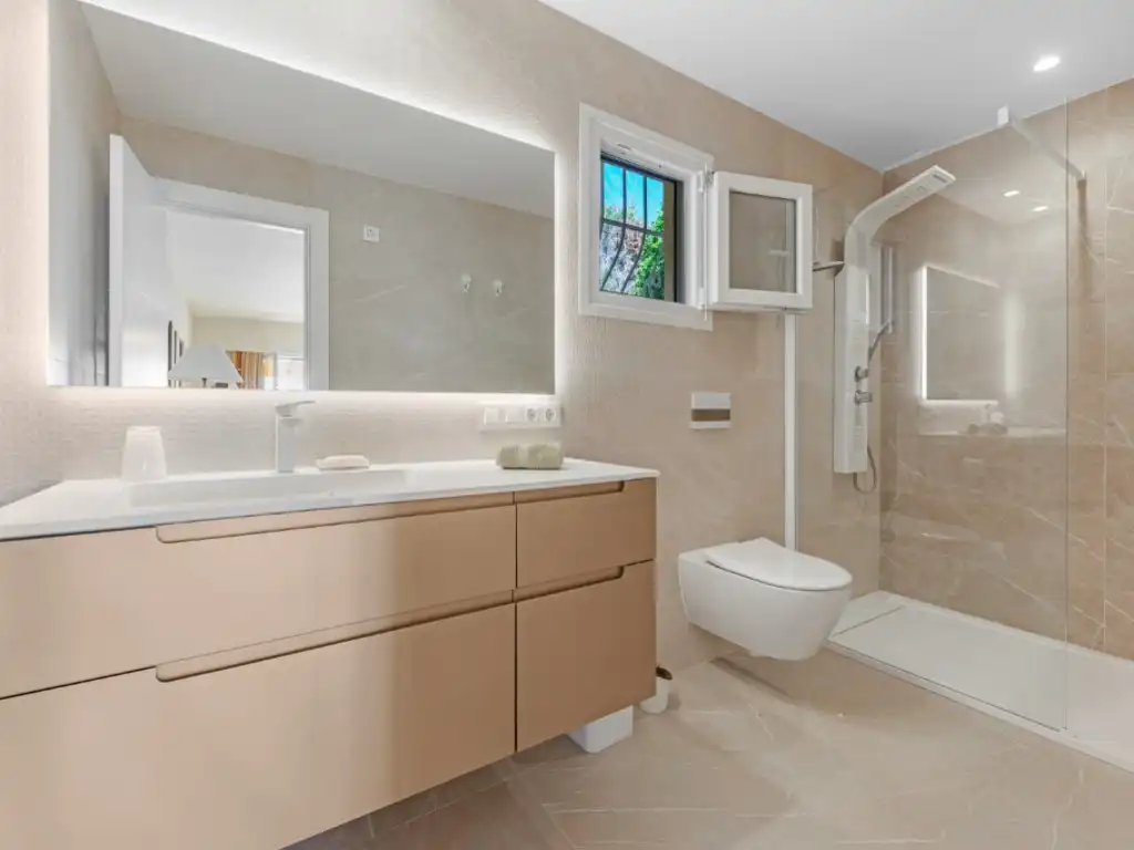 Houses for sale in Avenida Europa, Poble Nou - Montiboli