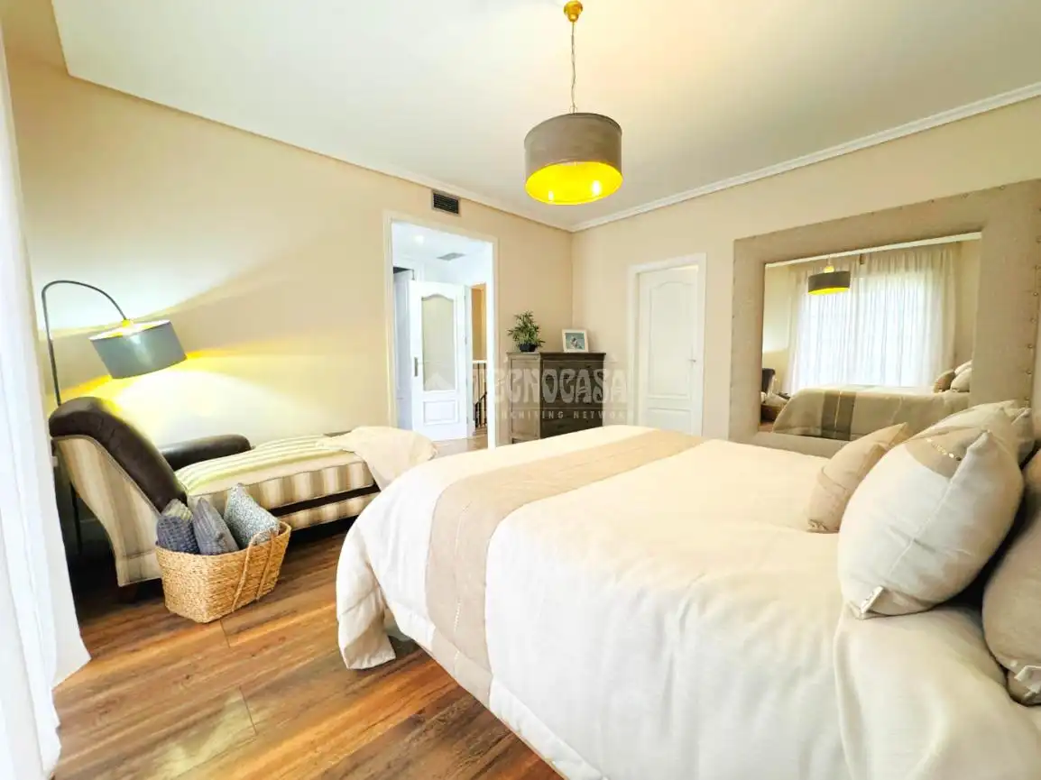 Habitación de Casa adosada en venta en Pepino con Aire acondicionado, Calefacción y Terraza
