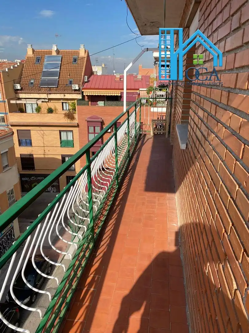 Flat for sale in Calle Mercedes Domingo, Opañel