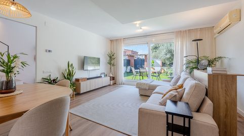 Foto 2 de Casa adosada en venta en Cunit Residencial, Cunit