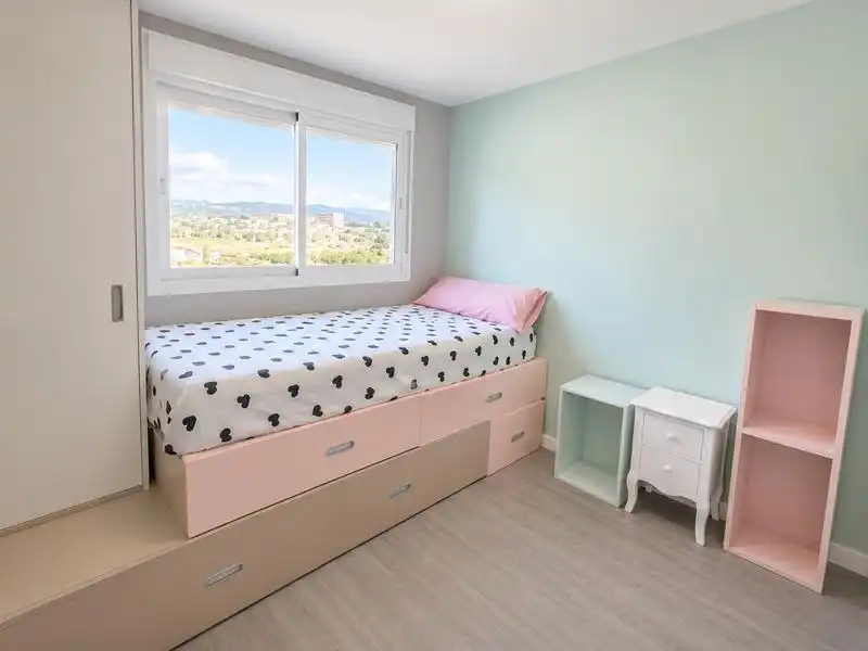 Habitación de Ático en venta en Estepona con Aire acondicionado, Calefacción y Terraza