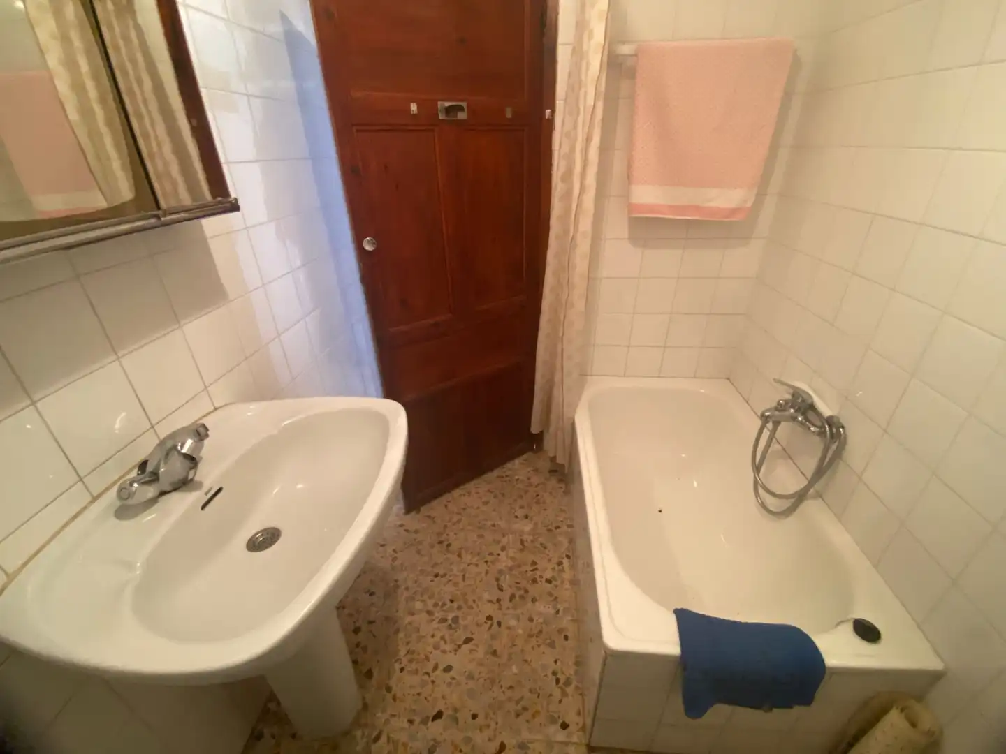 Bany de Finca rústica en venda en Villafranca Montes de Oca amb Calefacció, Jardí privat i Traster