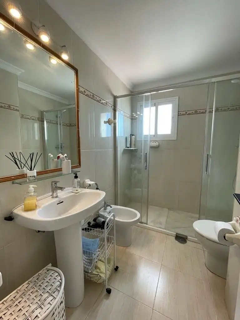 Bathroom of Flat for rent in El Puerto de Santa María  with Terrace and Alarm
