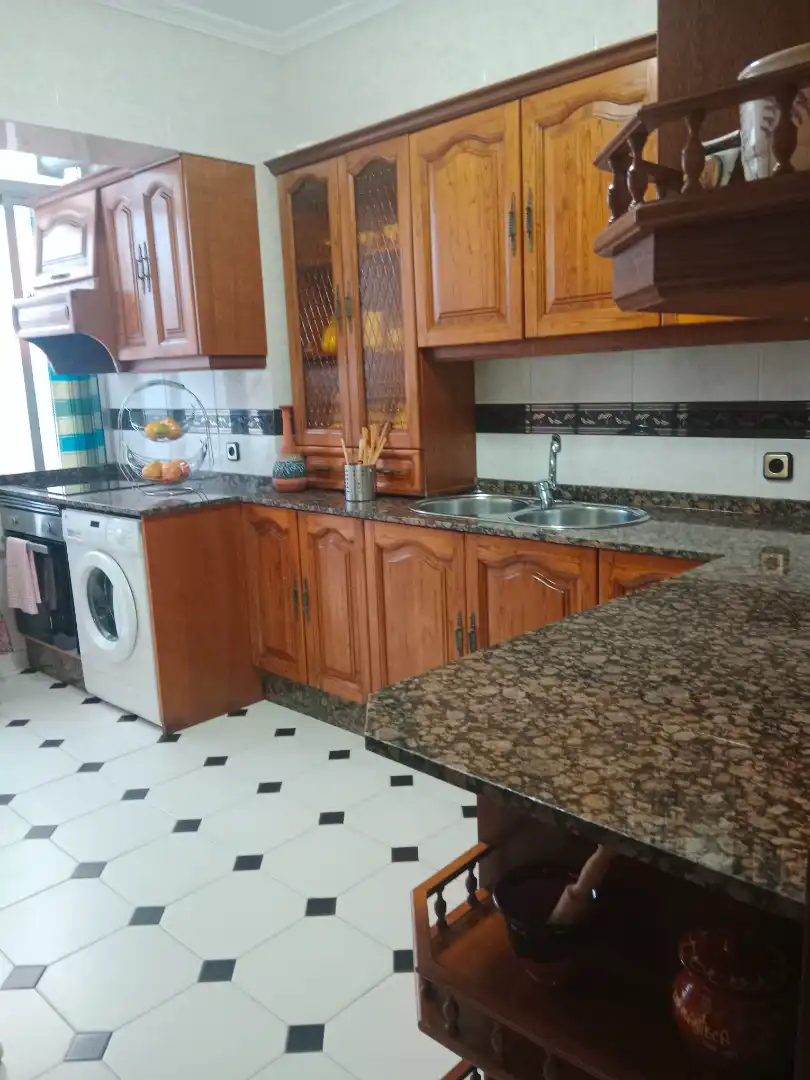 Cocina de Piso de alquiler en Coria del Río con Aire acondicionado, Amueblado y Horno