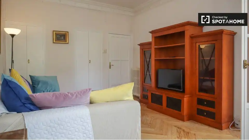 Flat with terrace to rent in Chamartín, imagen 5