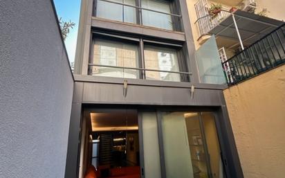 Vista exterior de Casa o xalet en venda en  Barcelona Capital amb Aire condicionat, Calefacció i Jardí privat