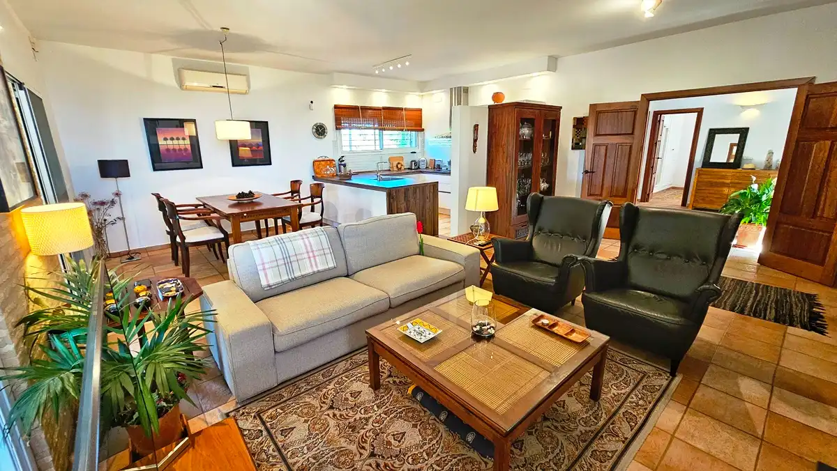 Living room of Houses for sale in El Madroño  with Air Conditioner and Private garden