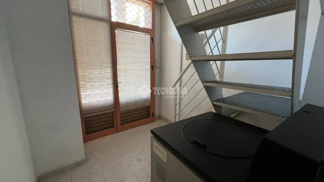 Local comercial en venda a Centre - Eixample – Can Llobet, imagen 9