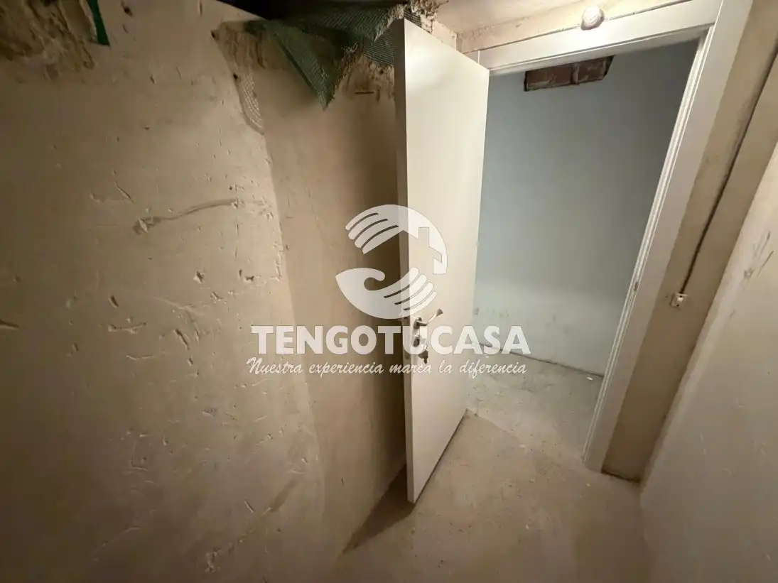 Piso en venta en Madrid con Calefacción, Terraza y Trastero
