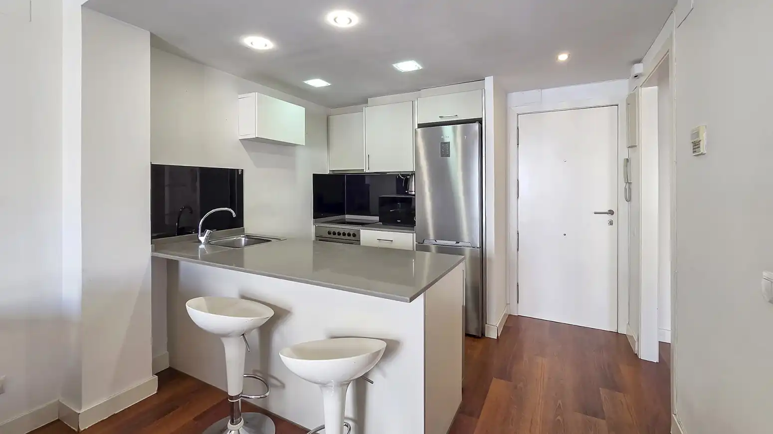 Cocina de Piso de alquiler en Valencia con Parquet, Amueblado y Balcón