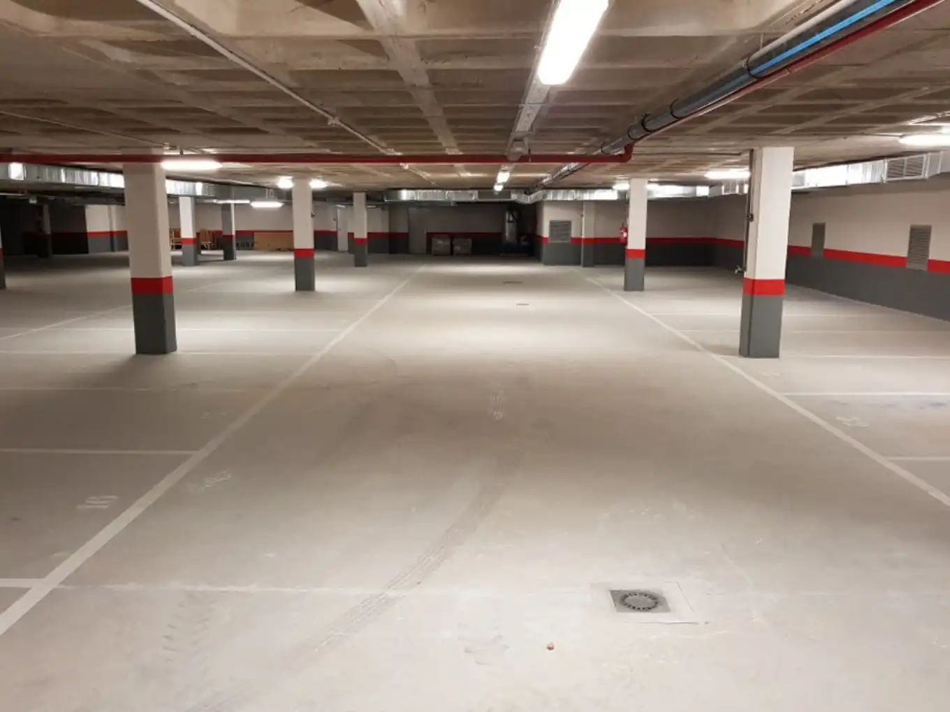 Parking de Garaje de alquiler en  Madrid Capital con Alarma