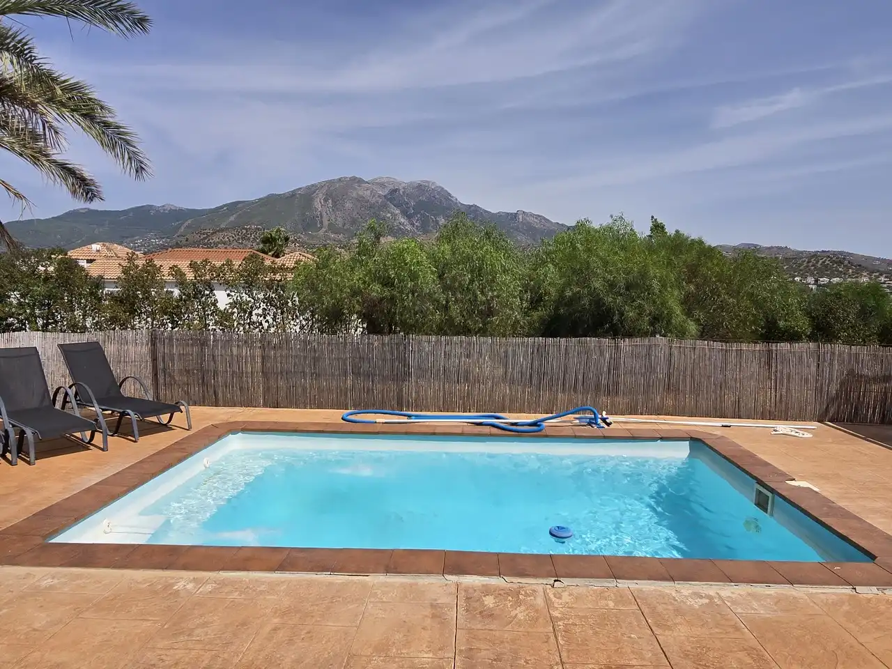 Casa amb piscina en venda a Viñuela, imagen 2