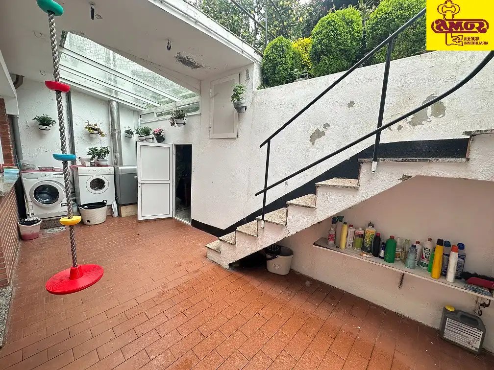 Casa o xalet en venda en Santiago de Compostela  amb Calefacció, Jardí privat i Terrassa
