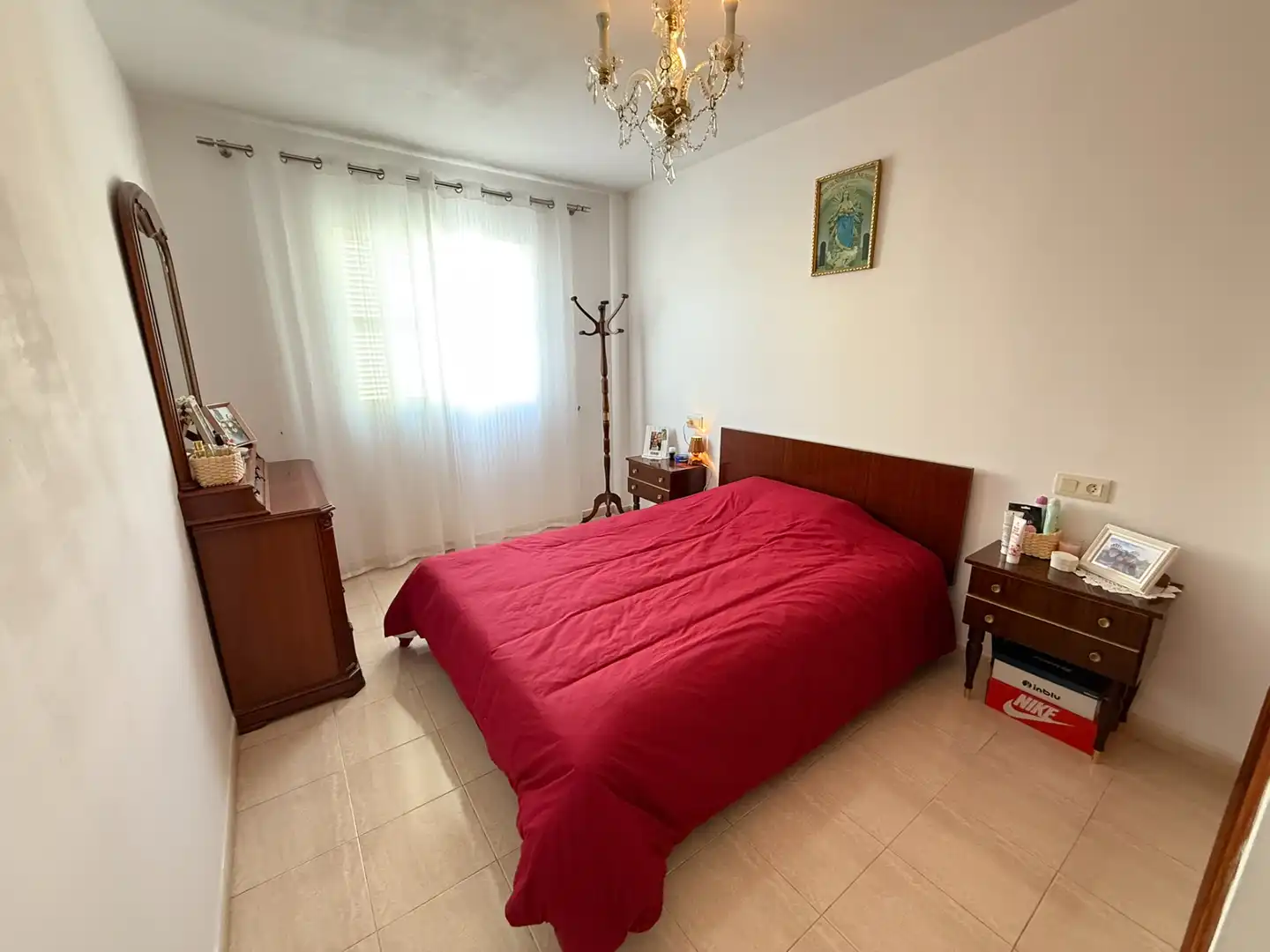 Schlafzimmer von Erdgeschoss zum Verkauf in Muro mit Abstellraum und Ofen