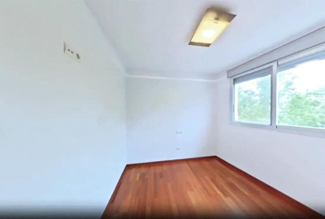 Maisonette zum Verkauf in Valencia mit Klimaanlage, Heizung und Privatgarten