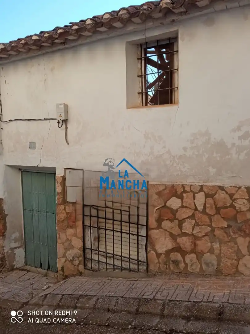 Vista exterior de Casa o xalet en venda en Valdeganga