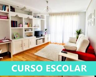 Bedroom of Flat to rent in Santoña