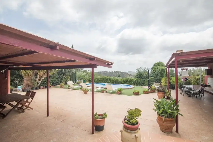Terrassa de Casa o xalet en venda en Tibi amb Aire condicionat, Piscina i Moblat