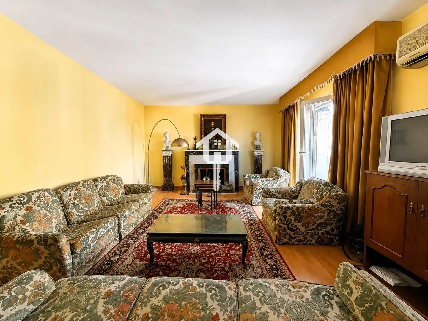 Sala de estar de Piso en venta en Alicante / Alacant con Aire acondicionado, Calefacción y Amueblado