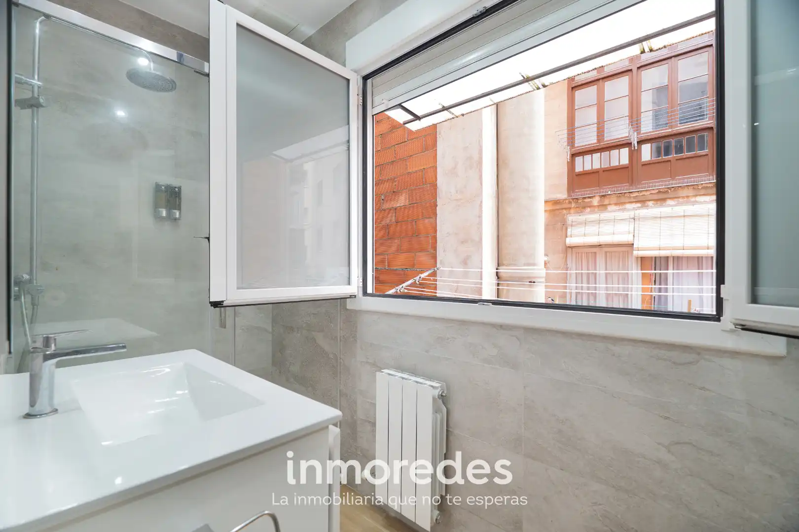 Appartamento con terrazza in vendita a Avinguda de Mistral, imagen 21