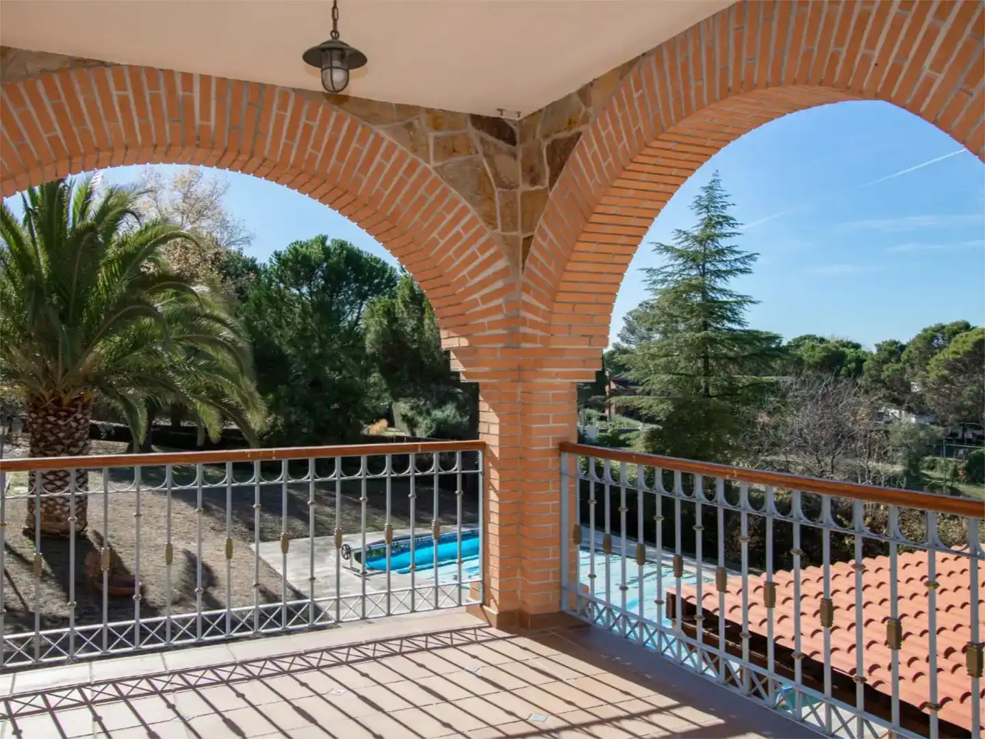Terraza de Casa o chalet en venta en Boadilla del Monte con Aire acondicionado, Piscina y Balcón