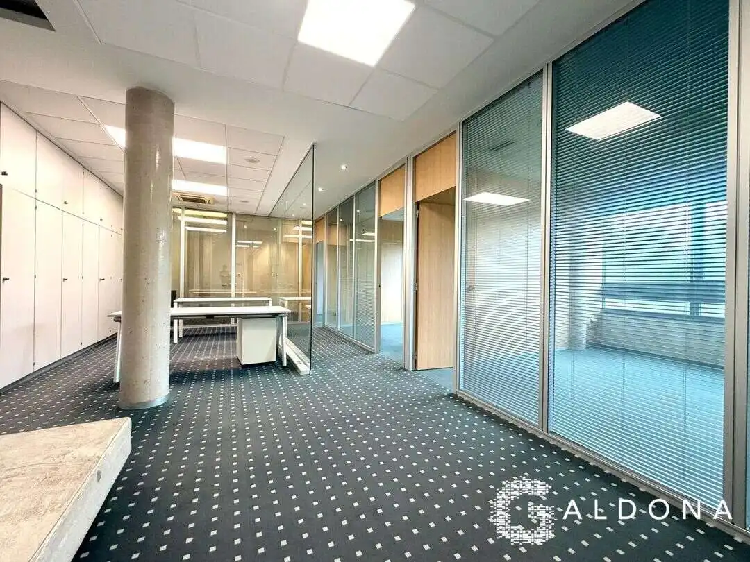 Oficina de alquiler en Donostia - San Sebastián  con Aire acondicionado y Calefacción