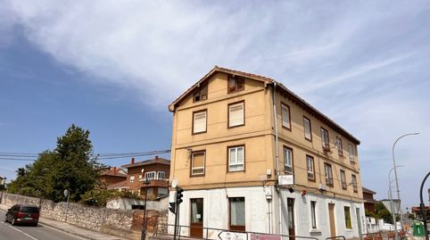 Foto 2 de Casa o xalet en venda a Muriedas, Camargo