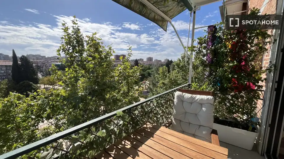Terrasse von Wohnung zur Miete in Madrid mit Klimaanlage, Heizung und Möbliert
