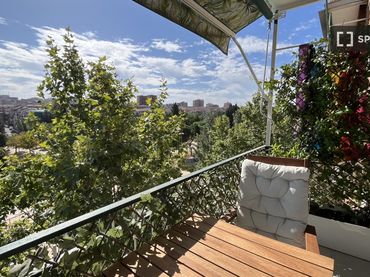 Flat with balcony to rent in Latina