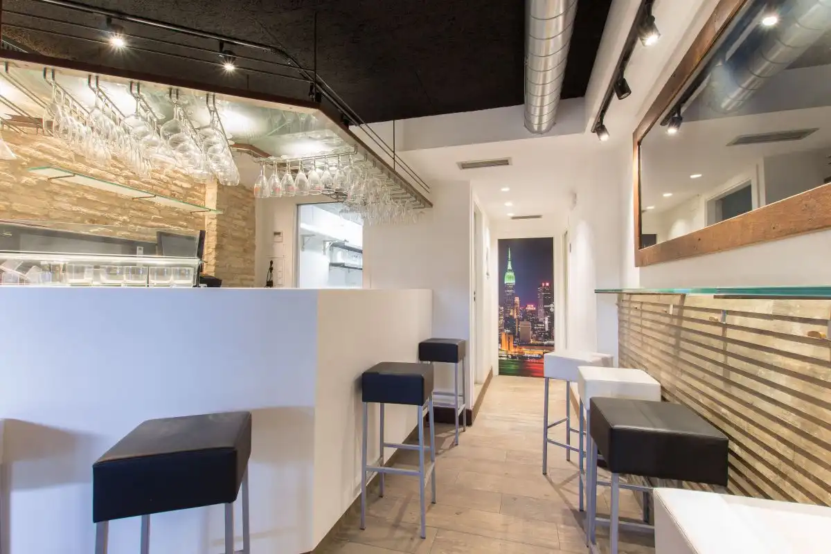 Local comercial en venda a del Castillo