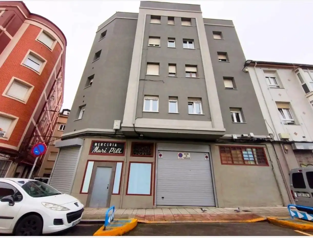 Gewerbefläche zum Verkauf in Calle del Cardenal Cisneros, imagen 2