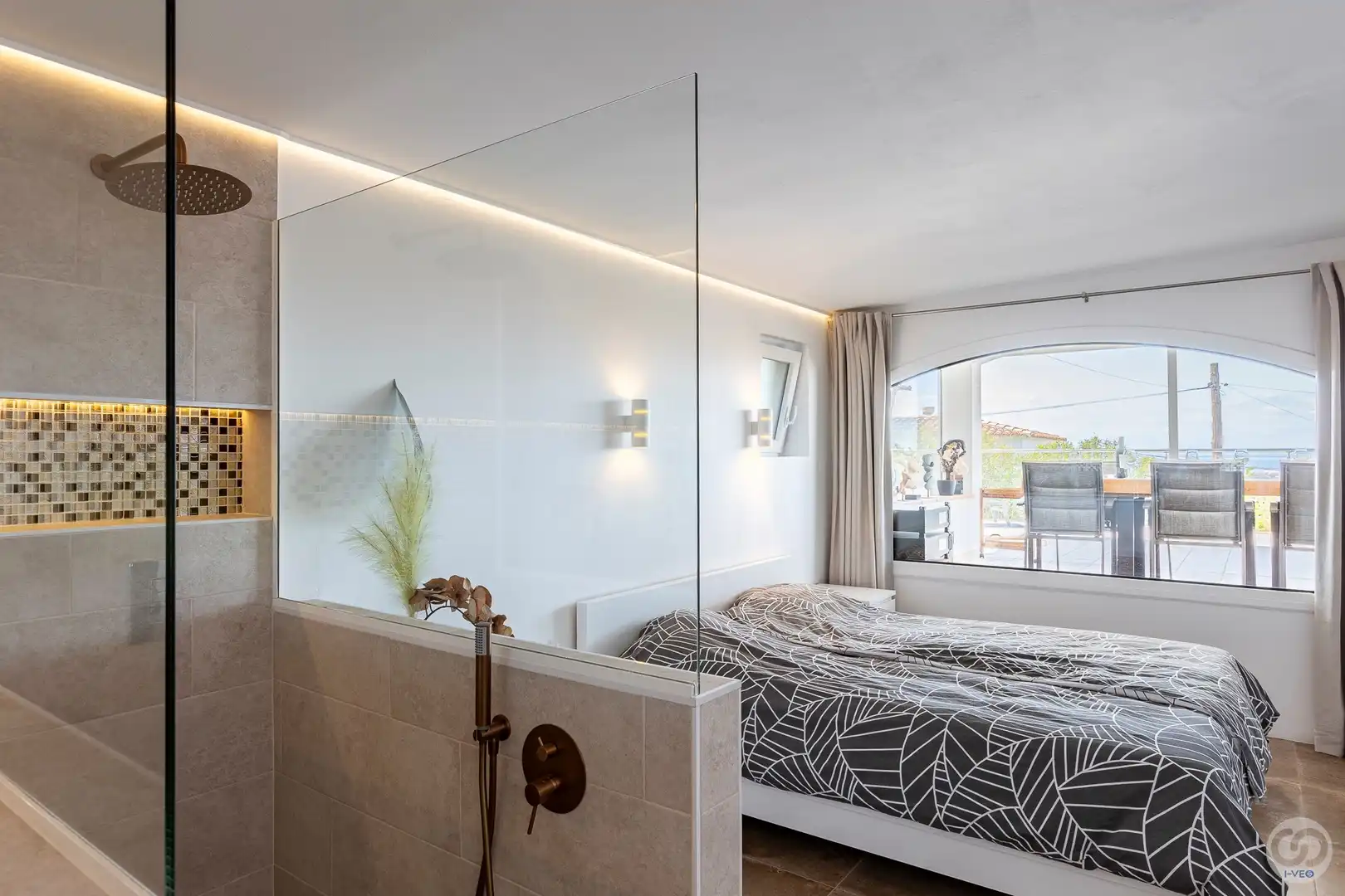Schlafzimmer von Einfamilien-Reihenhaus zum Verkauf in Roses mit Klimaanlage, Heizung und Schwimmbad
