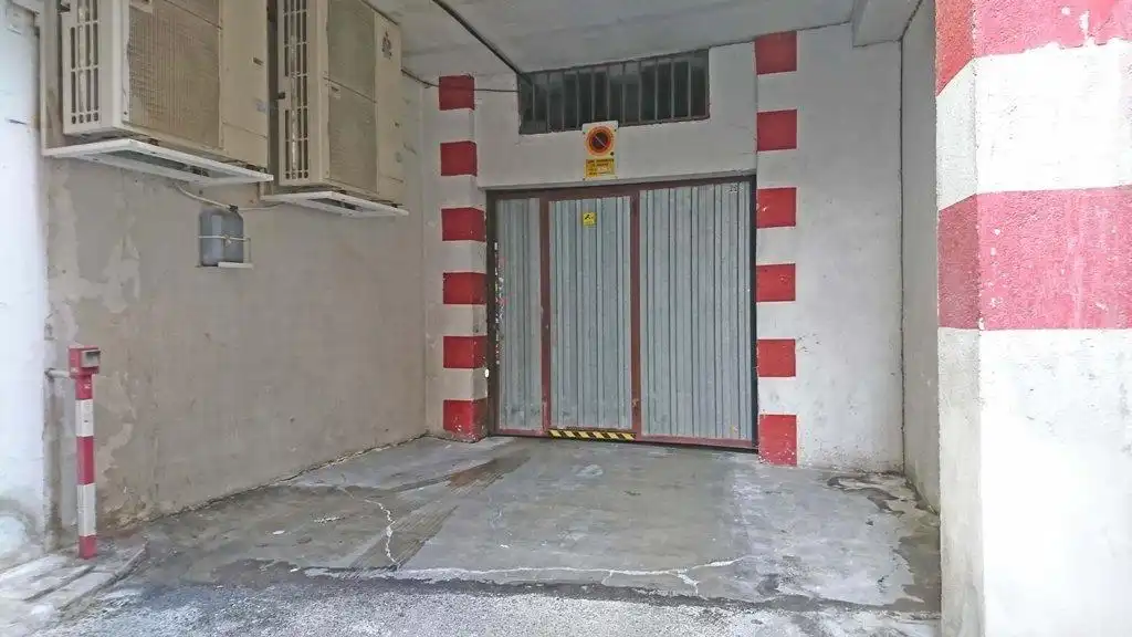 Parking of Garage for rent in Granada
