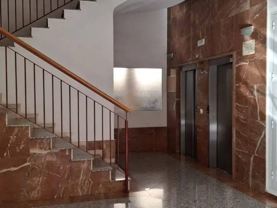 Piso en venta en Alicante / Alacant con Aire acondicionado y Terraza