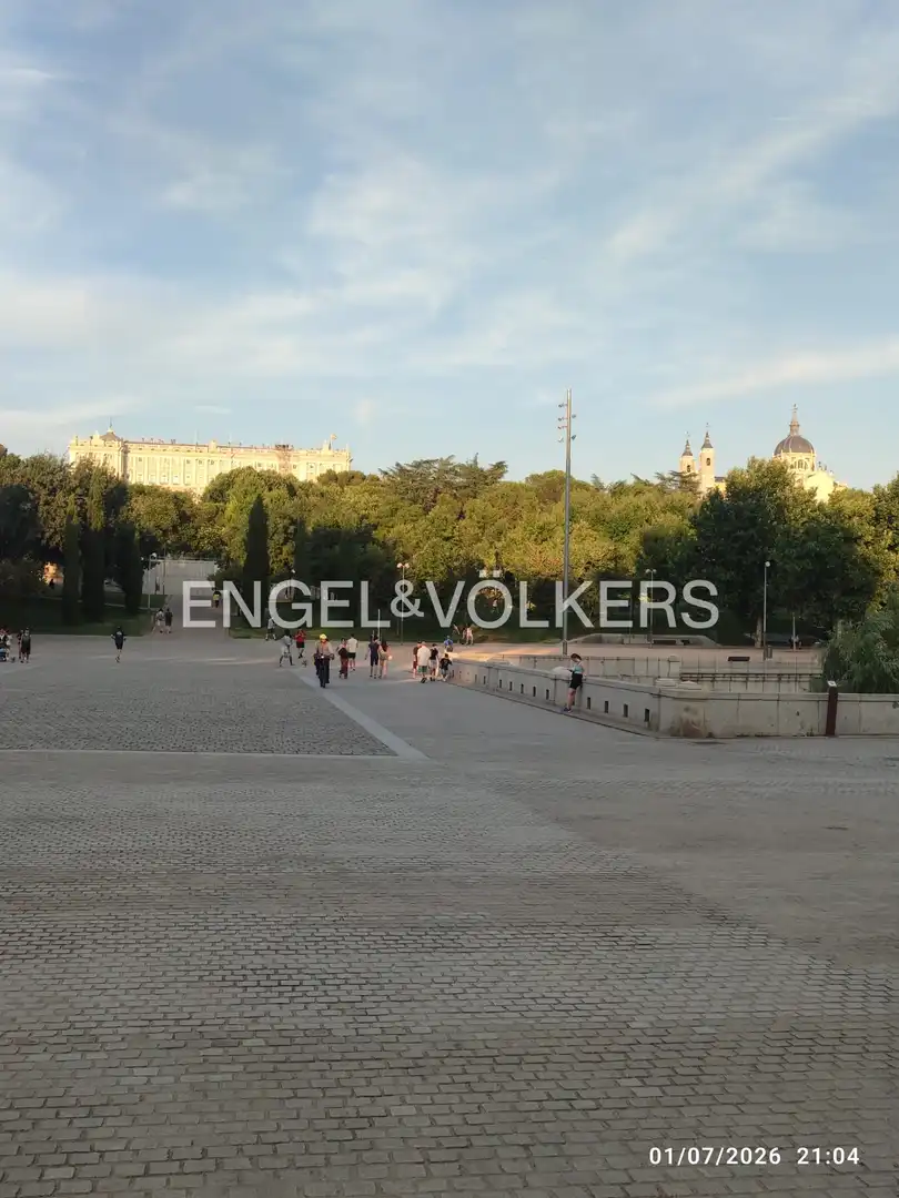 Exterior view of Flat for rent in Madrid  with Air Conditioner, Heating and Furnished
