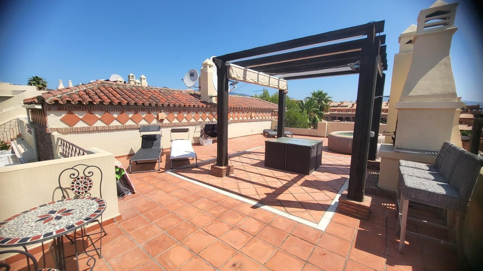 Terrassa de Àtic en venda en Estepona amb Aire condicionat, Terrassa i Traster