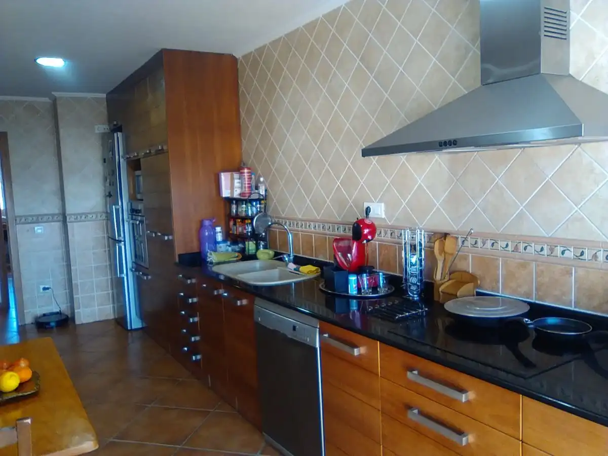 Cuina de Casa o xalet en venda en La Vall d'Uixó amb Calefacció, Terrassa i Traster