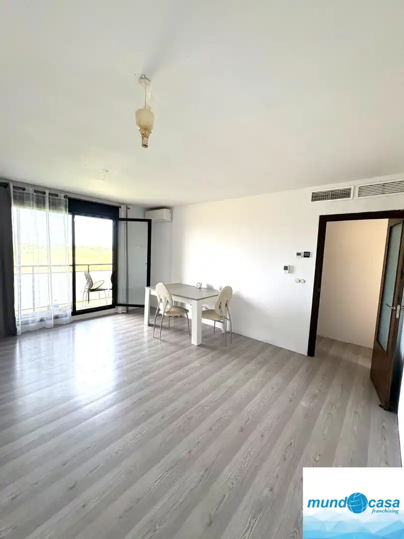 Dining room of Flat for sale in Pinseque  with Air Conditioner, Heating and Terrace