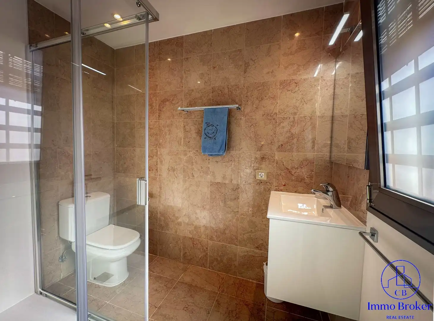 Baño de Casa o chalet en venta en Arona con Aire acondicionado, Jardín privado y Trastero
