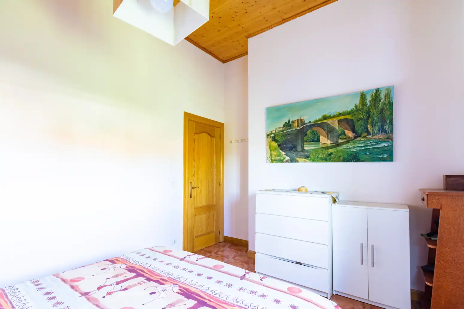 Habitación de Casa o chalet en venta en Ayegui / Aiegi con Calefacción, Trastero y Piscina